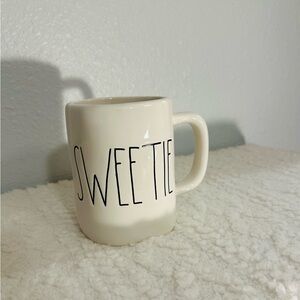 Rae Dunn Ceramic Mug ‘Sweetie’